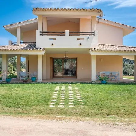 - Funtana Salsa Villa Pula